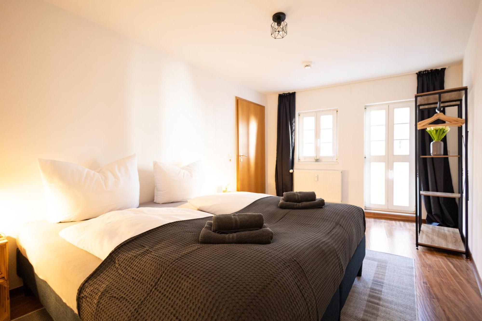 Ko-Living Space An Der Oper - Street Art Design Apartments Halle  Buitenkant foto